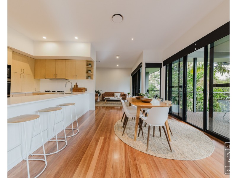 15 Westminster Court, Brookfield QLD 4069