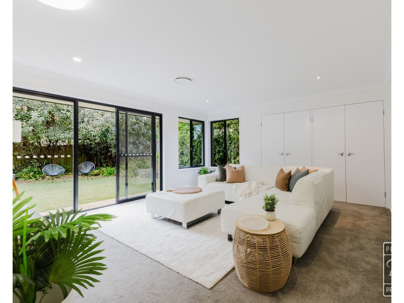 15 Westminster Court, Brookfield QLD 4069