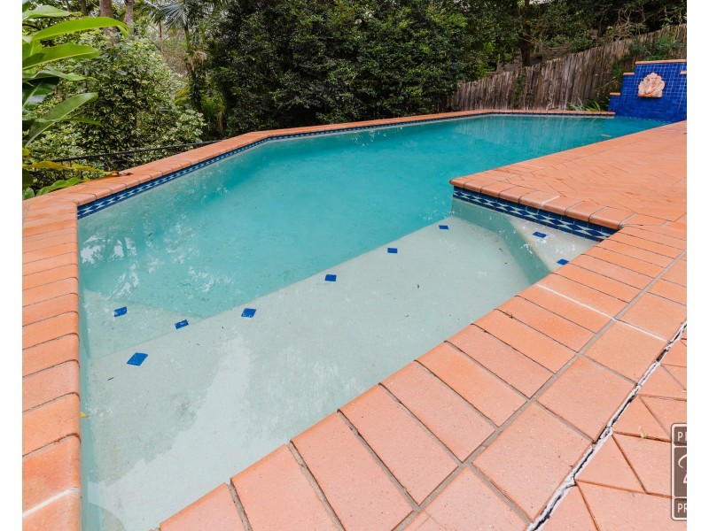 15 Westminster Court, Brookfield QLD 4069