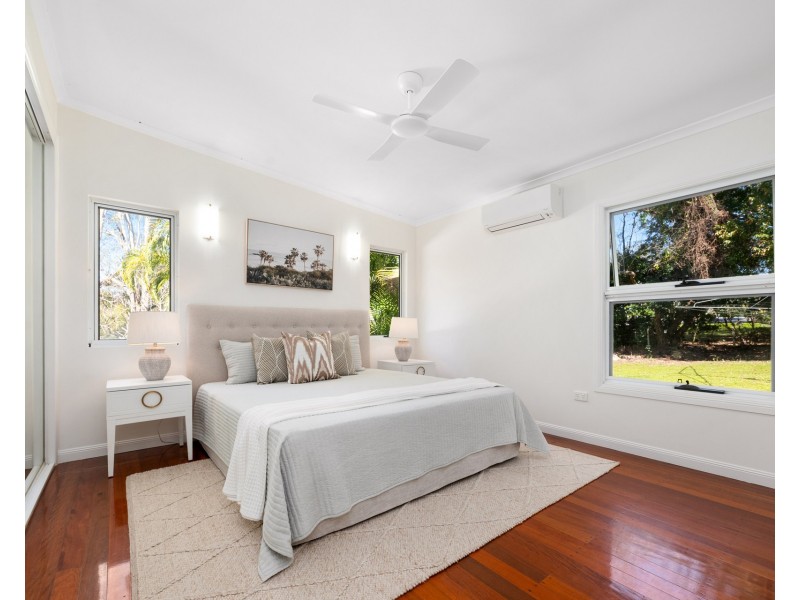 252 Rafting Ground Road, Brookfield QLD 4069