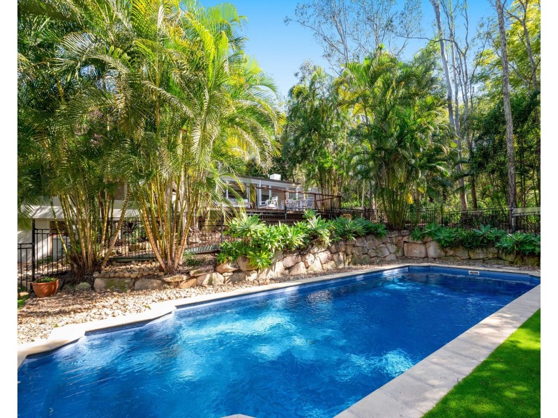 252 Rafting Ground Road, Brookfield QLD 4069