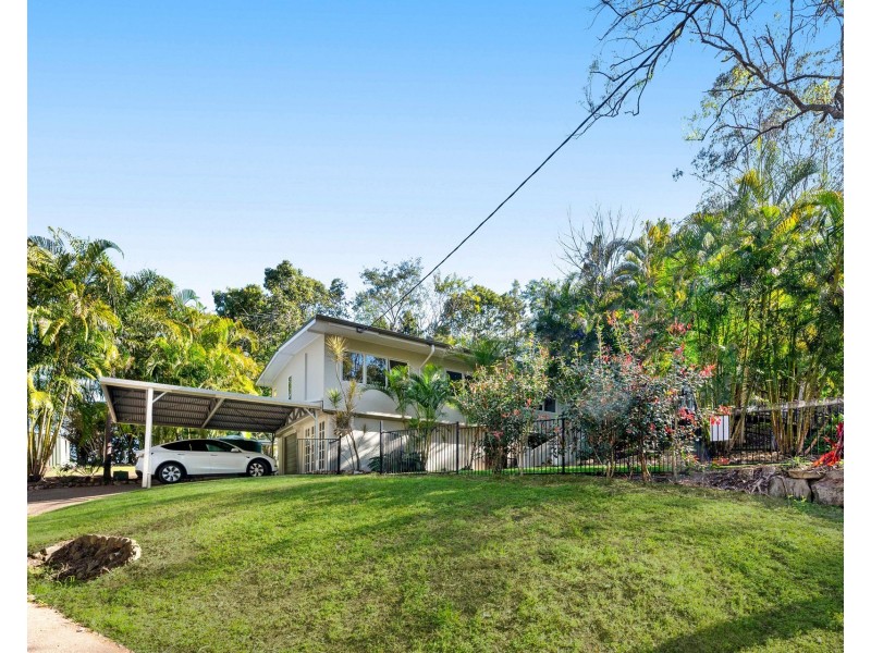 252 Rafting Ground Road, Brookfield QLD 4069