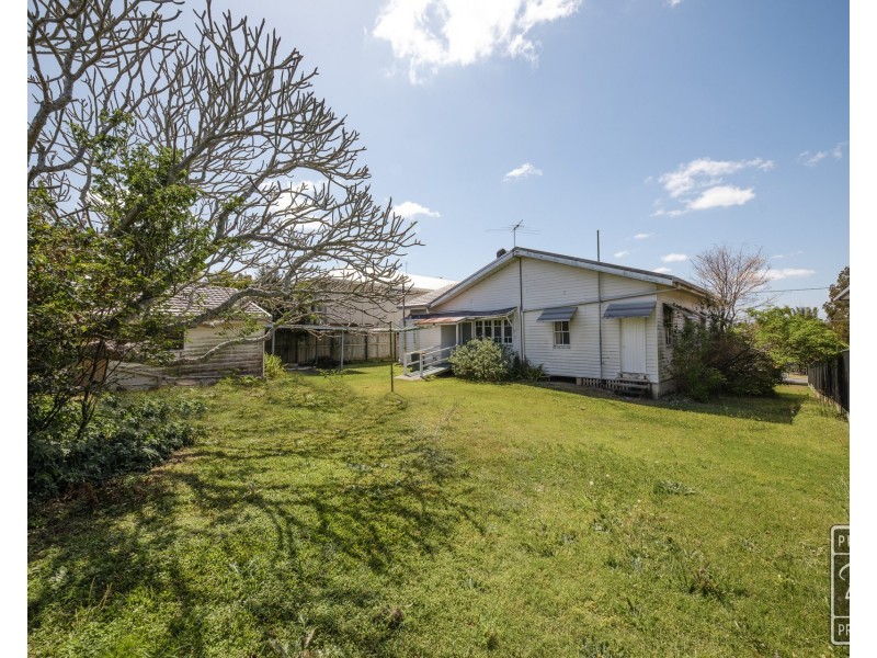 12 Harding Street, Enoggera QLD 4051