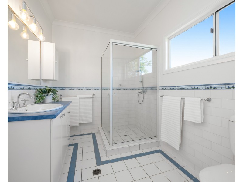 117 Kate Street, Indooroopilly QLD 4068
