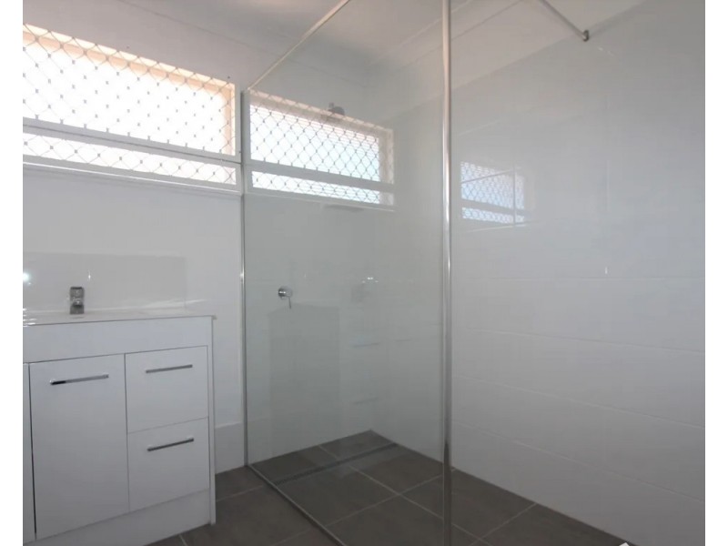 12 Kilburn Street, Chermside QLD 4032