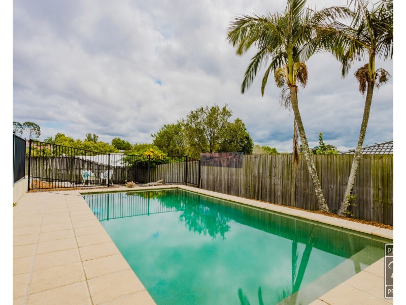 63 McPherson Road, Sinnamon Park QLD 4073