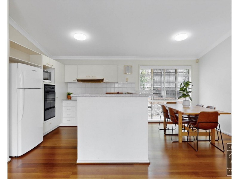 63 McPherson Road, Sinnamon Park QLD 4073
