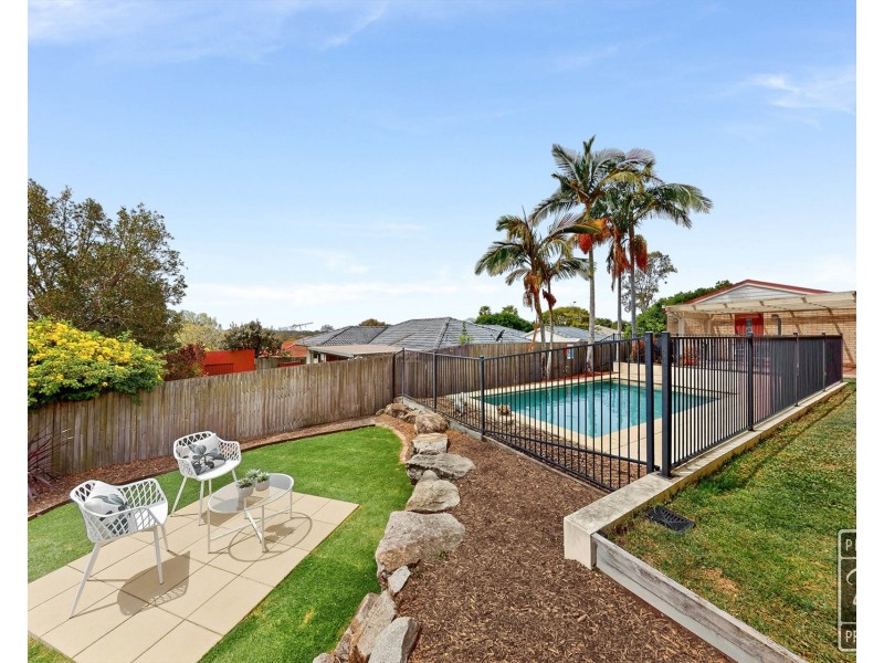 63 McPherson Road, Sinnamon Park QLD 4073