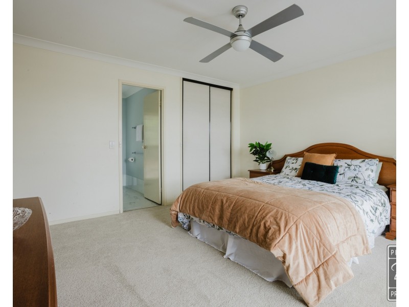 63 McPherson Road, Sinnamon Park QLD 4073