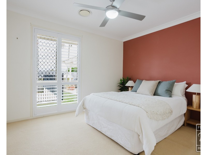 63 McPherson Road, Sinnamon Park QLD 4073