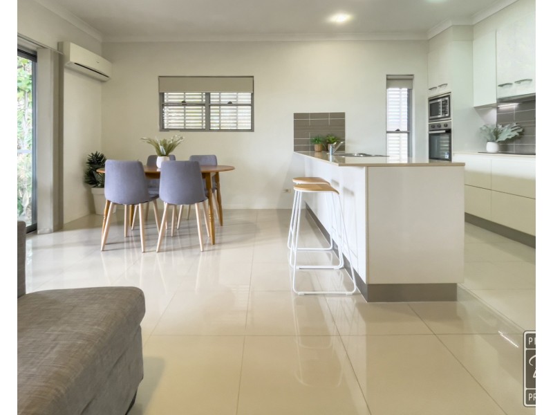 4/26 Embie Street, Holland Park West QLD 4121