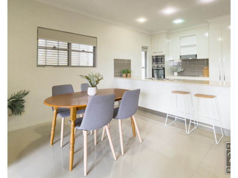 4/26 Embie Street, Holland Park West QLD 4121