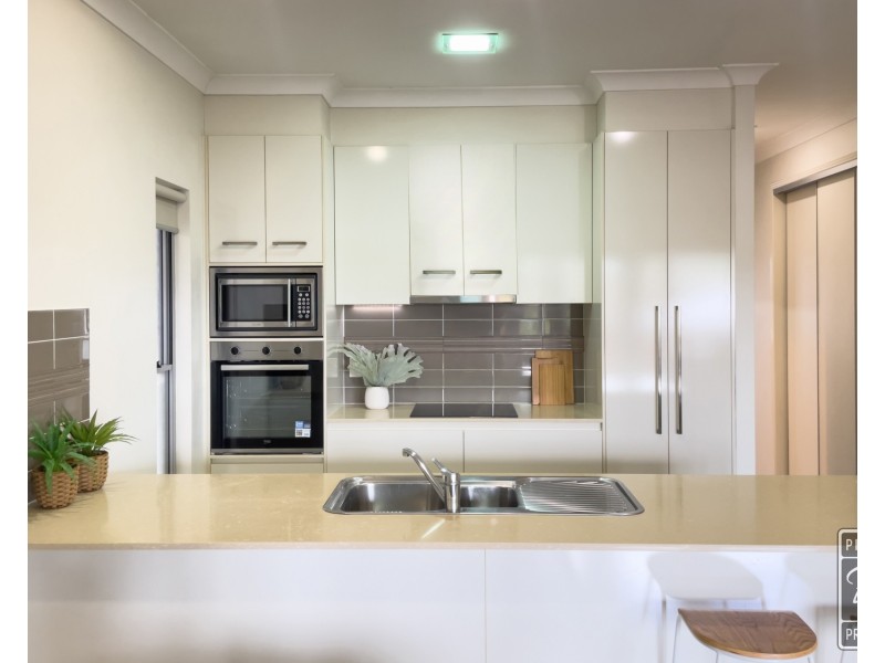 4/26 Embie Street, Holland Park West QLD 4121