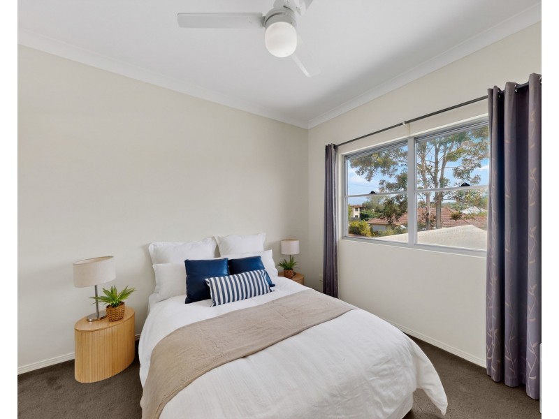 4/26 Embie Street, Holland Park West QLD 4121