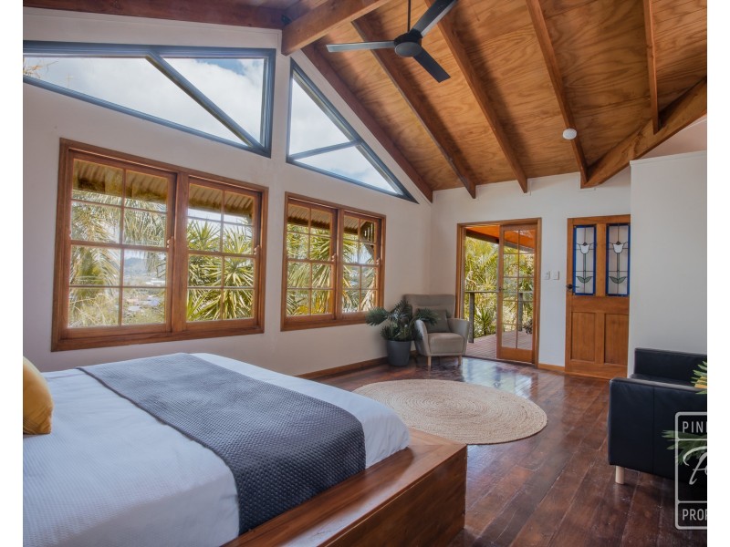 57 Woorama Road, The Gap QLD 4061