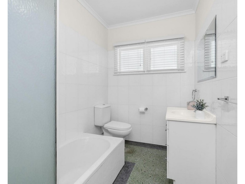 1633 Logan Road, Upper Mount Gravatt QLD 4122