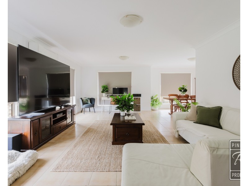 2 Parkside Drive, Springfield QLD 4300