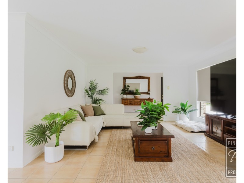 2 Parkside Drive, Springfield QLD 4300