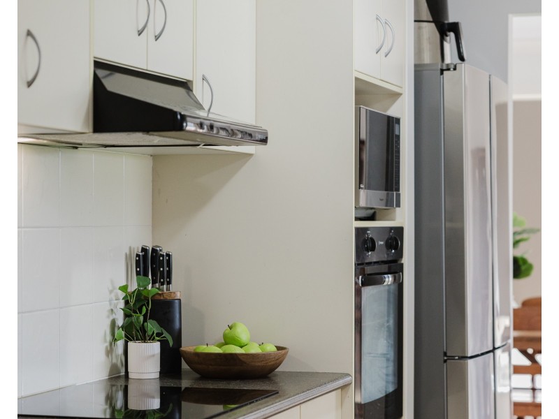 2 Parkside Drive, Springfield QLD 4300