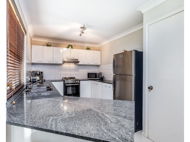 59 Rue Montaigne, Petrie QLD 4502