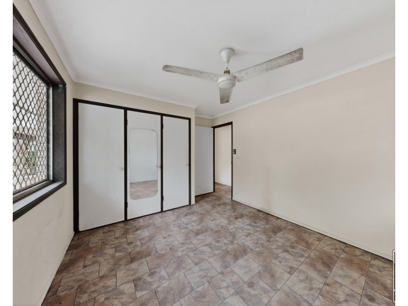 42 Redpath Street, Wishart QLD 4122