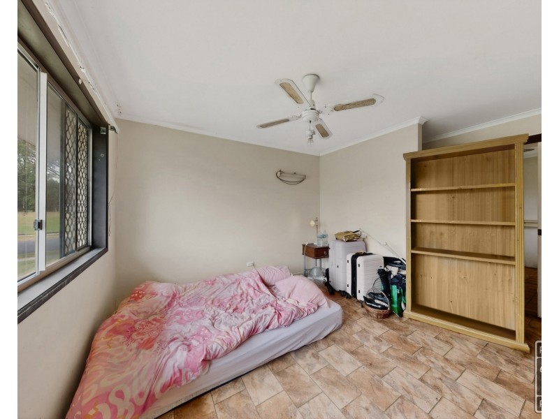 42 Redpath Street, Wishart QLD 4122