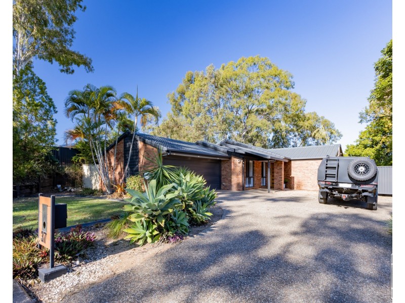 37 Bundoora Drive, Karana Downs QLD 4306