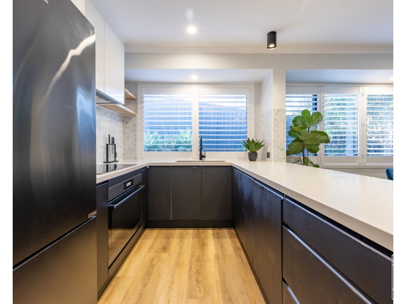 37 Bundoora Drive, Karana Downs QLD 4306