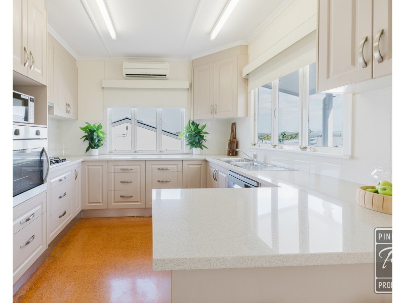 23 Stuart Street, Eastern Heights QLD 4305