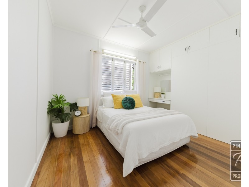 23 Stuart Street, Eastern Heights QLD 4305