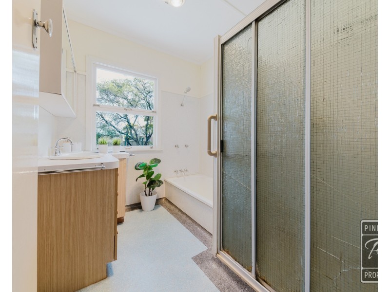 23 Stuart Street, Eastern Heights QLD 4305