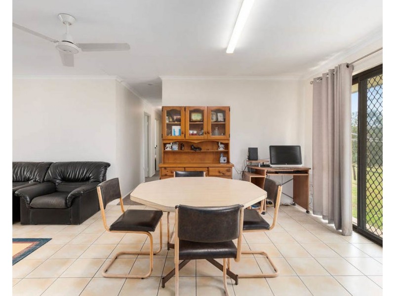 94 Thornton Road, Chuwar QLD 4306