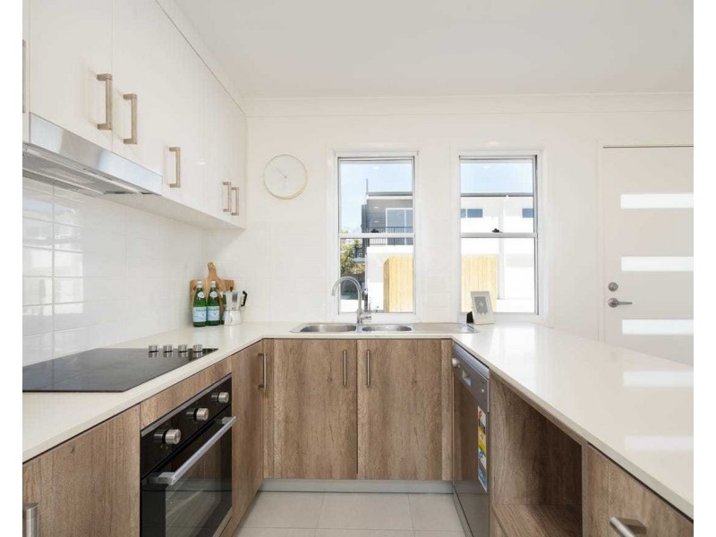 7/22 Alexandra Street, Booval QLD 4304