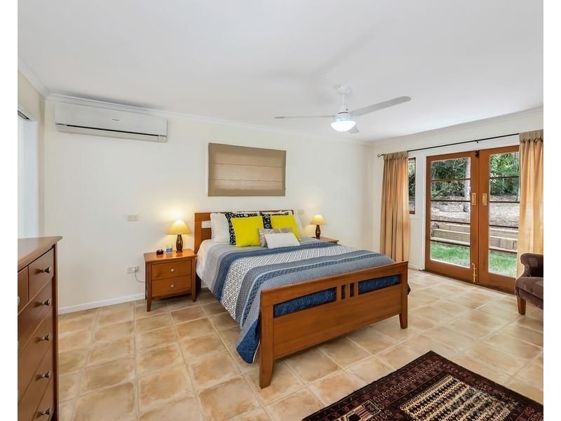 4 Luss Street, Moggill QLD 4070