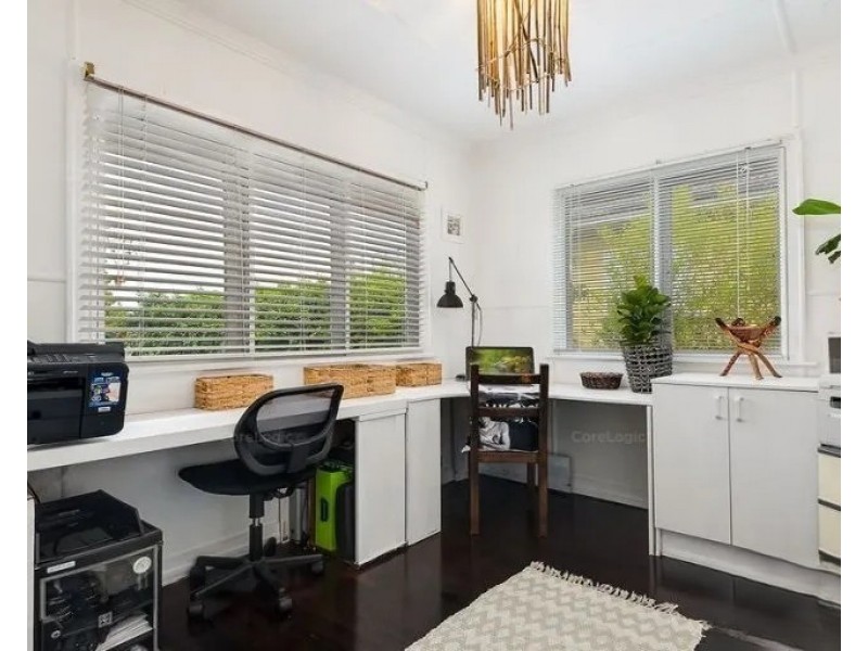 37 Bayford Street, Oxley QLD 4075