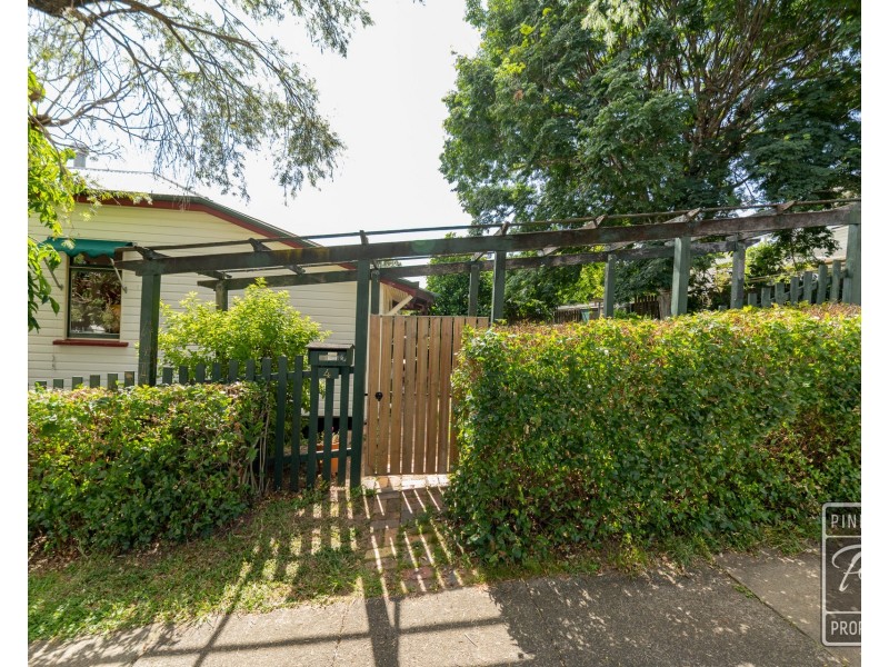 4 Kate Street, Toowong QLD 4066