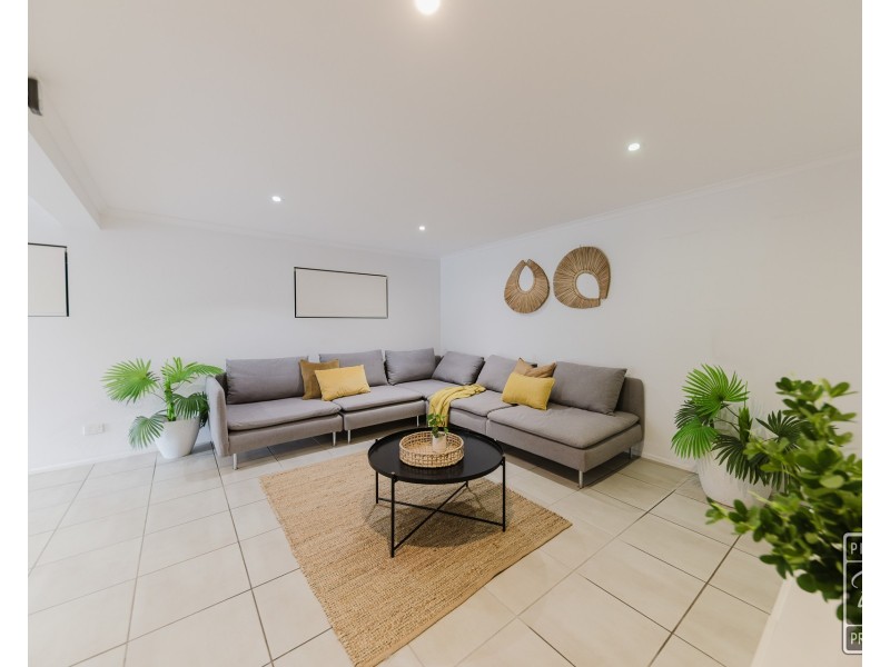 5 Magnet Close, Riverhills QLD 4074