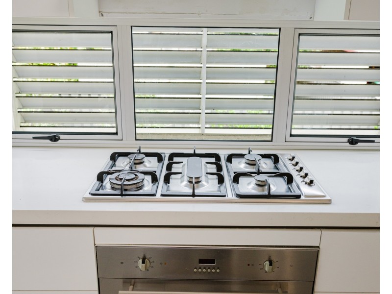 5 Magnet Close, Riverhills QLD 4074