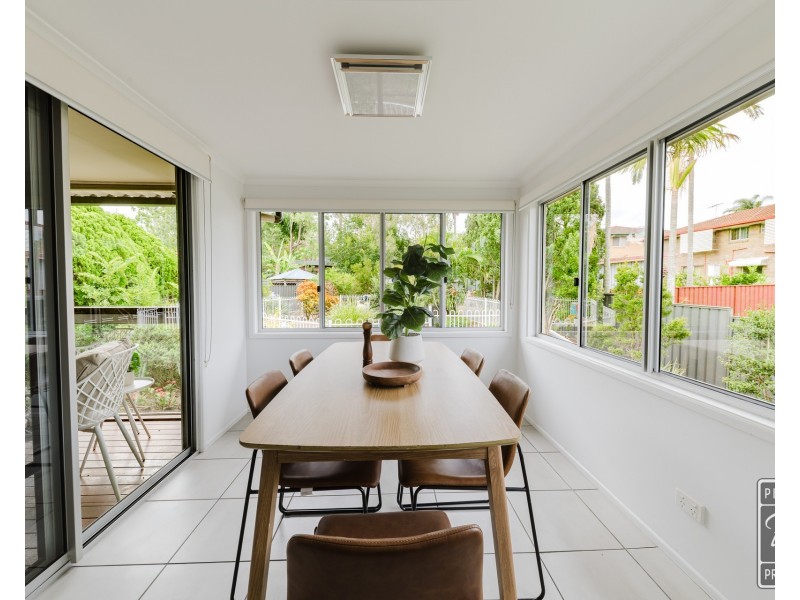 5 Magnet Close, Riverhills QLD 4074