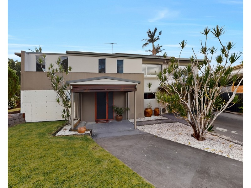 5 Magnet Close, Riverhills QLD 4074