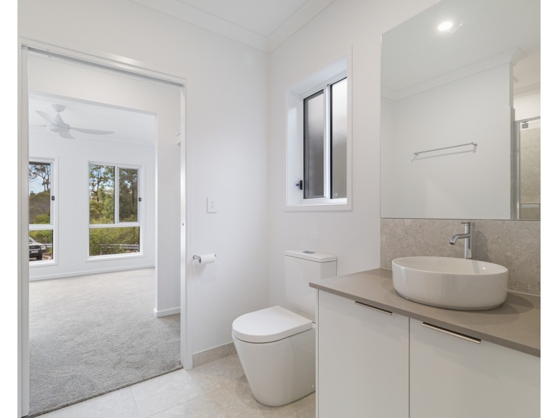 11 Springbrook Close, Upper Kedron QLD 4055