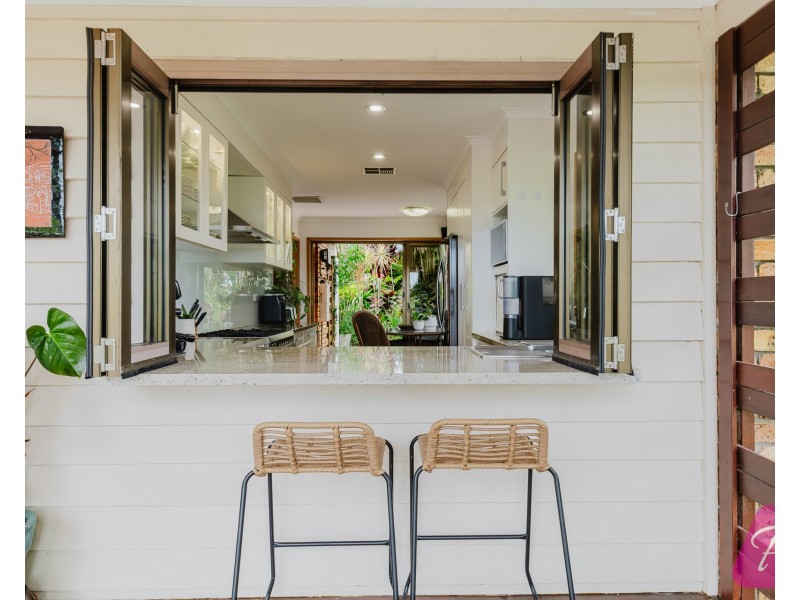 22 Willowbrook Street, Kenmore Hills QLD 4069