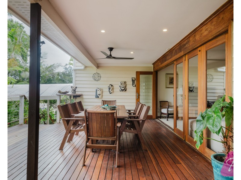 22 Willowbrook Street, Kenmore Hills QLD 4069