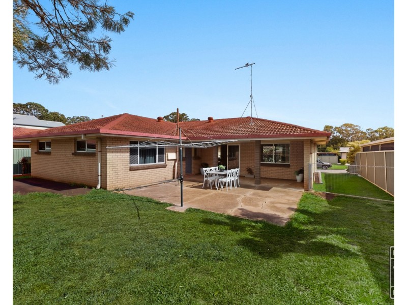 12 Scott Street, Cleveland QLD 4163