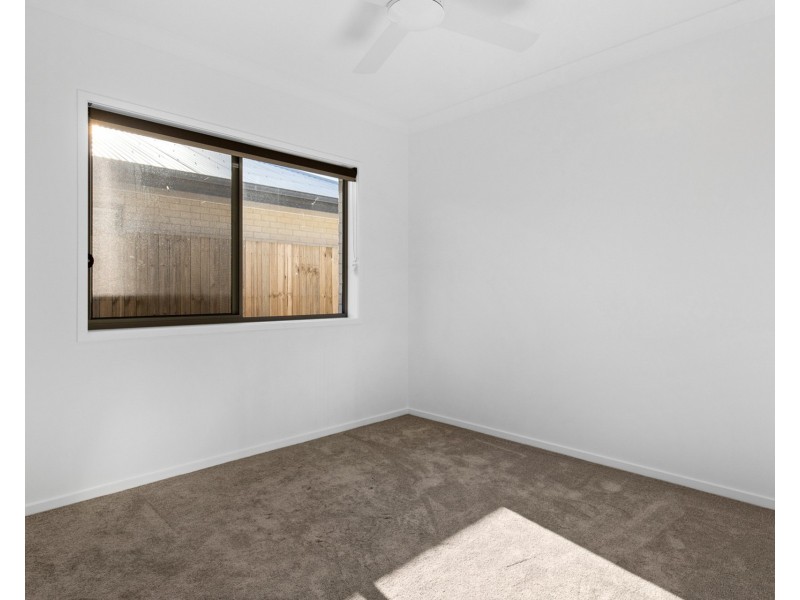 20 Dunstan Crescent, Strathpine QLD 4500