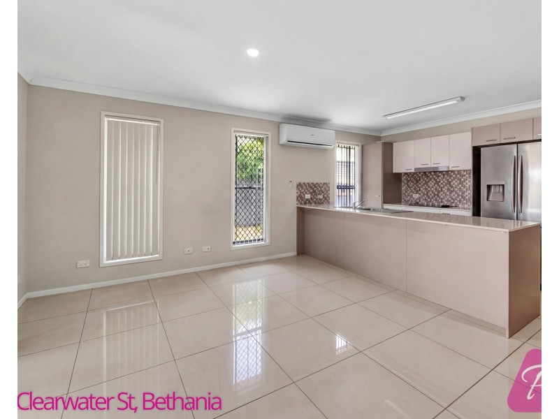 65 Clearwater Street, Bethania QLD 4205