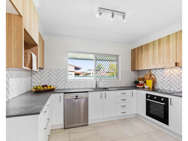 15 Nyanda Street, Strathpine QLD 4500