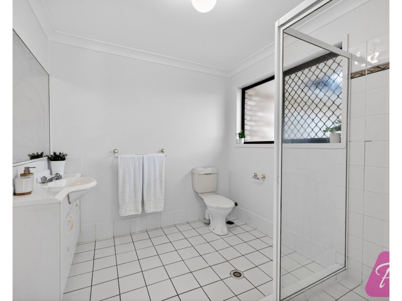 8/50 Endeavour Street, Mount Ommaney QLD 4074