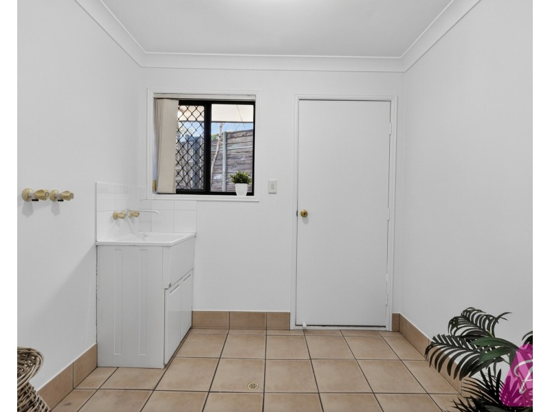 8/50 Endeavour Street, Mount Ommaney QLD 4074