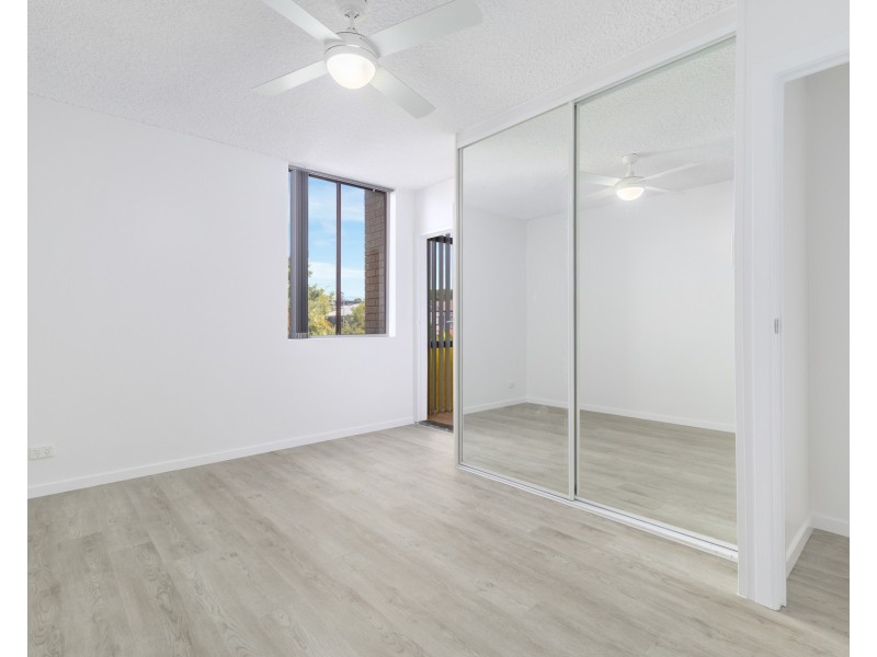 8/415 Esplanade, Manly QLD 4179